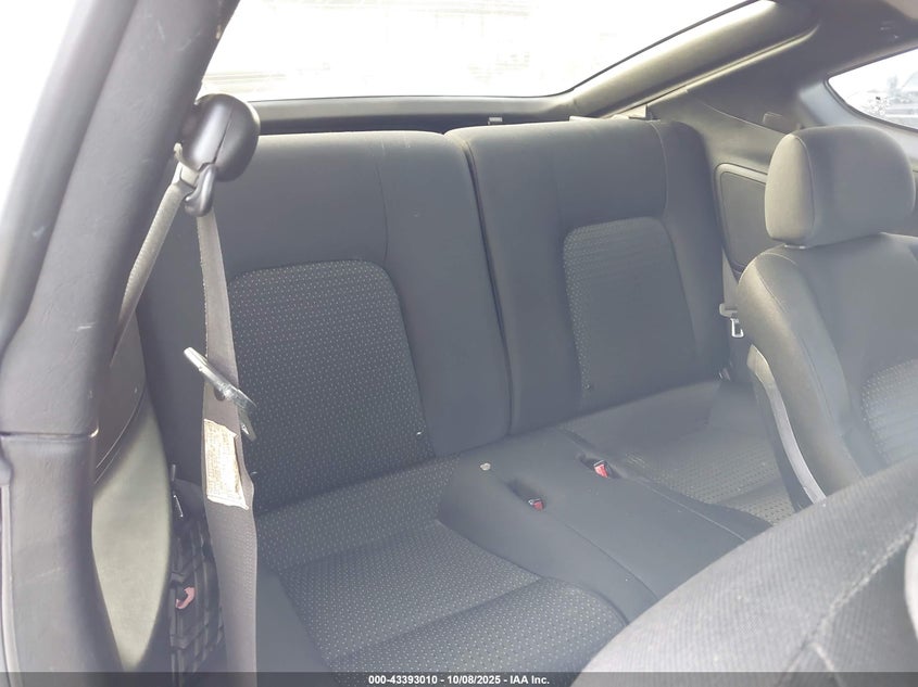 2008 Hyundai Tiburon Gs VIN: KMHHM66D28U266611 Lot: 43393010