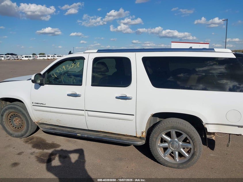 2008 GMC Yukon Xl 1500 Denali VIN: 1GKFK66898J252151 Lot: 43393058