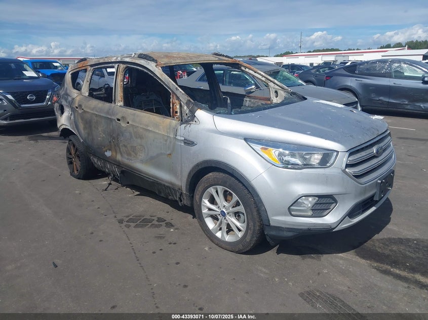 FORD ESCAPE SE