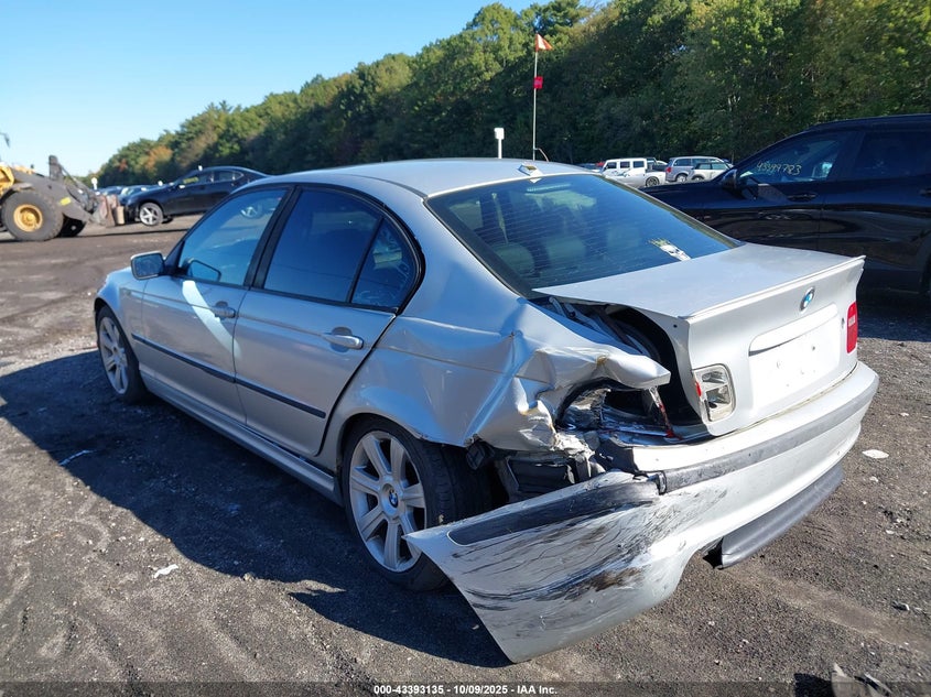 WBAAZ33463PH34423 2003 BMW 3ER photo no. 3