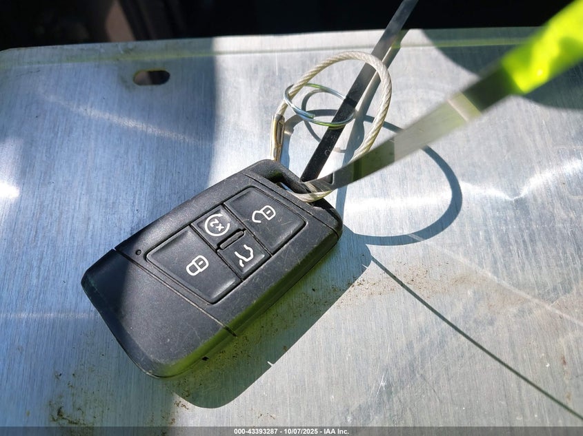 2022 VOLKSWAGEN TIGUAN 2.0T SE 3VV3B7AX8NM127984