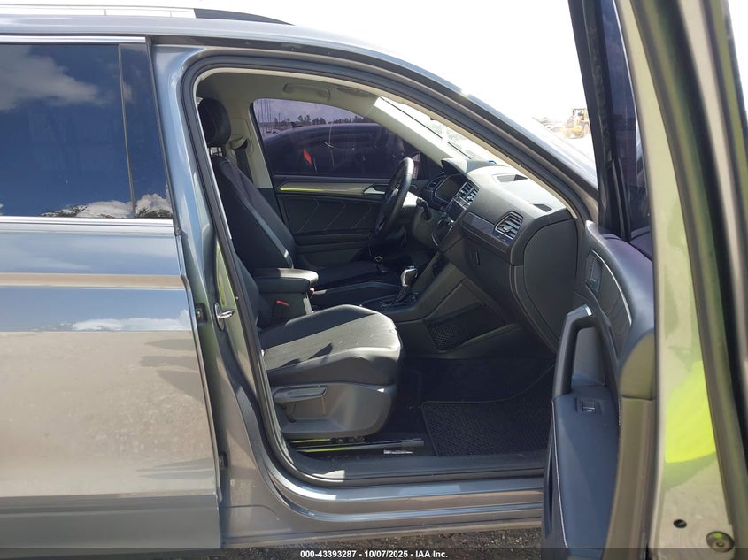 2022 VOLKSWAGEN TIGUAN 2.0T SE 3VV3B7AX8NM127984
