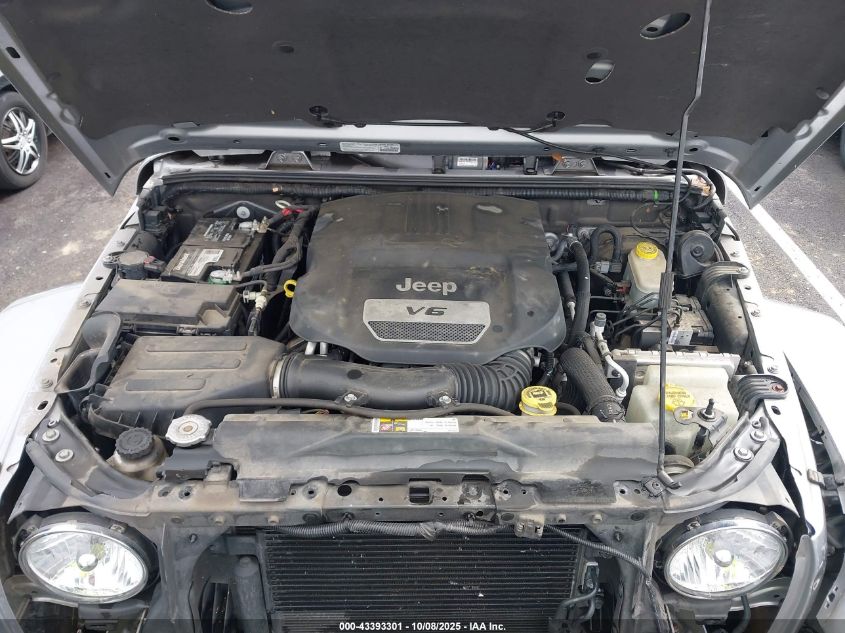 2014 Jeep Wrangler Unlimited Polar Edition VIN: 1C4HJWEG6EL170734 Lot: 43393301