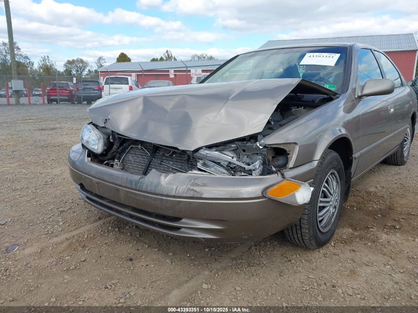 1999 Toyota Camry Le VIN: 4T1BG22KXXU595159 Lot: 43393351