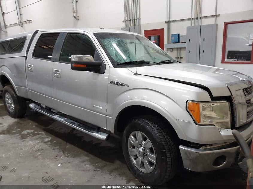 FORD F-150 LARIAT