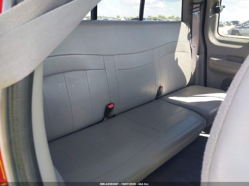 2000 Ford F-150 Lariat/Xl/Xlt VIN: 1FTRX07L3YKA56470 Lot: 43393367