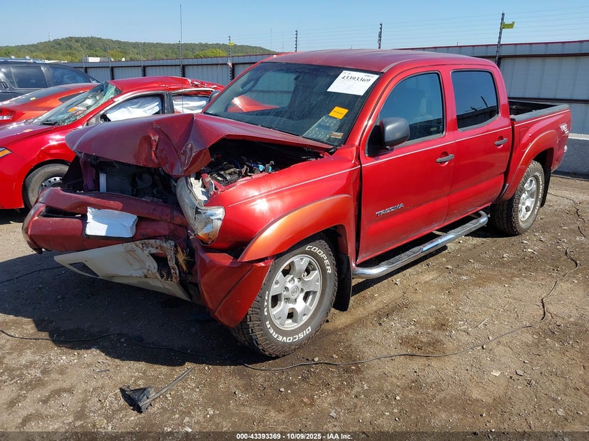 3TMLU42N77M012784 2007 TOYOTA TACOMA photo no. 2