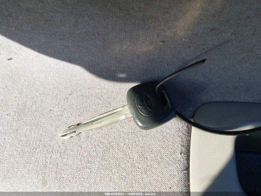 2004 Toyota Camry Le VIN: 4T1BE32K64U868752 Lot: 43393521