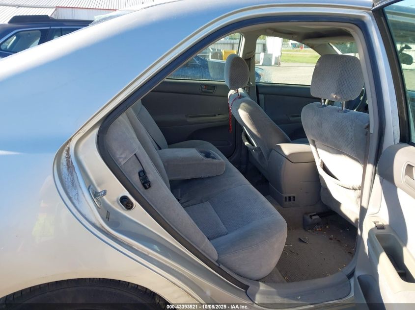 2004 Toyota Camry Le VIN: 4T1BE32K64U868752 Lot: 43393521