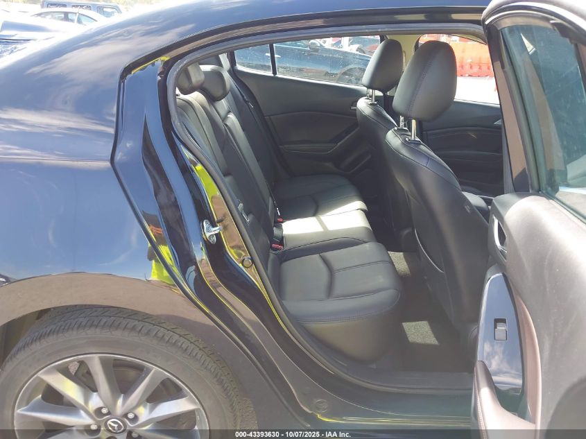 2018 Mazda Mazda3 Touring VIN: 3MZBN1V38JM270317 Lot: 43393630