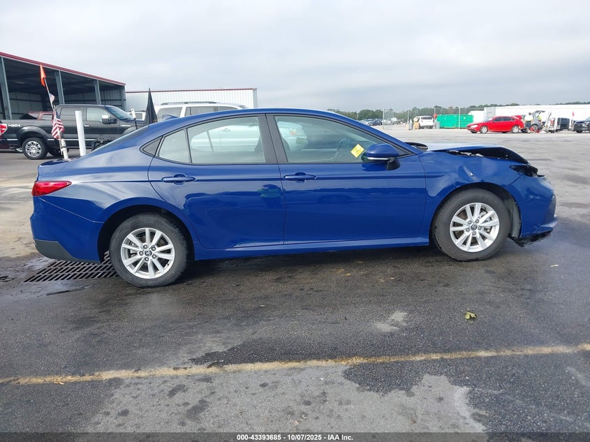 2025 Toyota Camry Le VIN: 4T1DAACK2SU035051 Lot: 43393685