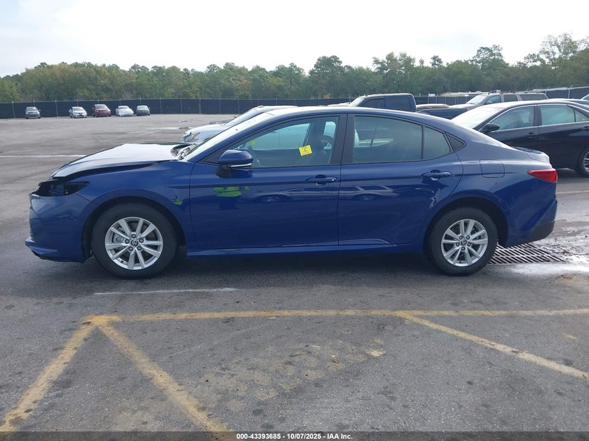 2025 Toyota Camry Le VIN: 4T1DAACK2SU035051 Lot: 43393685