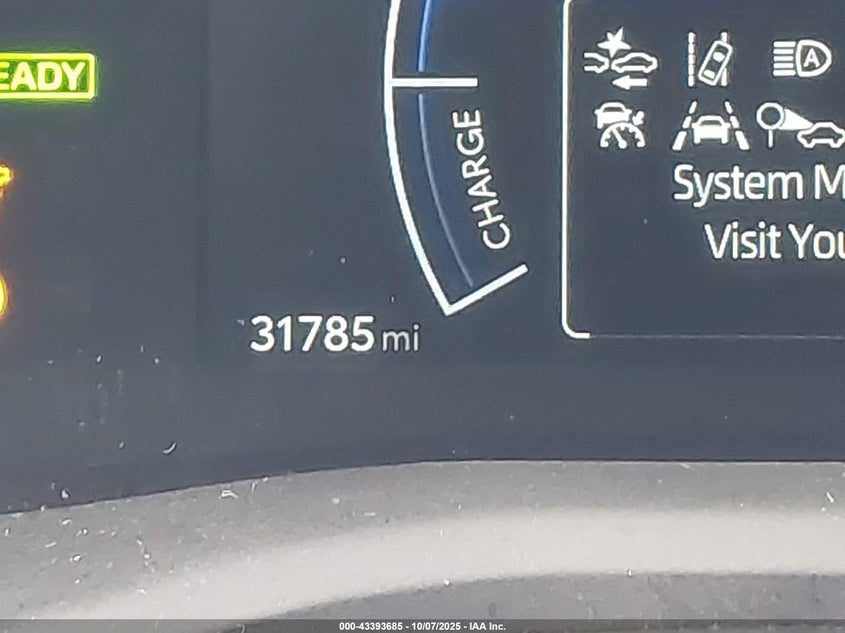 2025 Toyota Camry Le VIN: 4T1DAACK2SU035051 Lot: 43393685