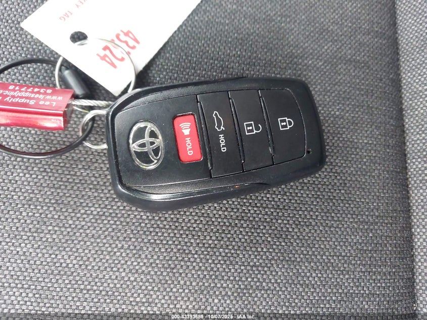 2025 Toyota Camry Le VIN: 4T1DAACK2SU035051 Lot: 43393685