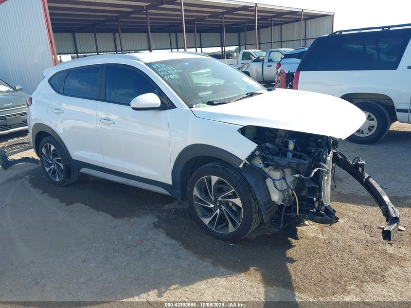 HYUNDAI TUCSON SPORT