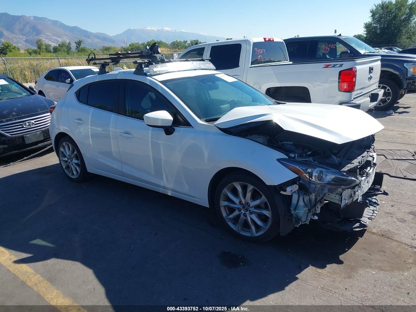 MAZDA 3 S GRAND TOURING