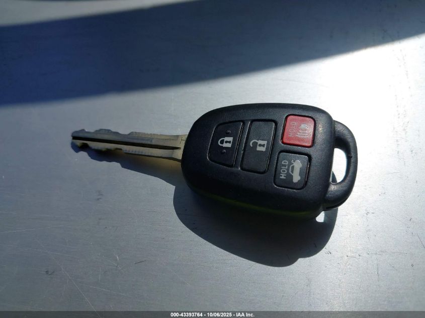 2014 Toyota Corolla S Plus VIN: 5YFBURHE3EP176233 Lot: 43393764