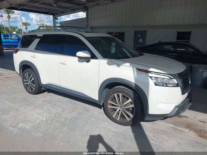 NISSAN PATHFINDER PLATINUM 4WD