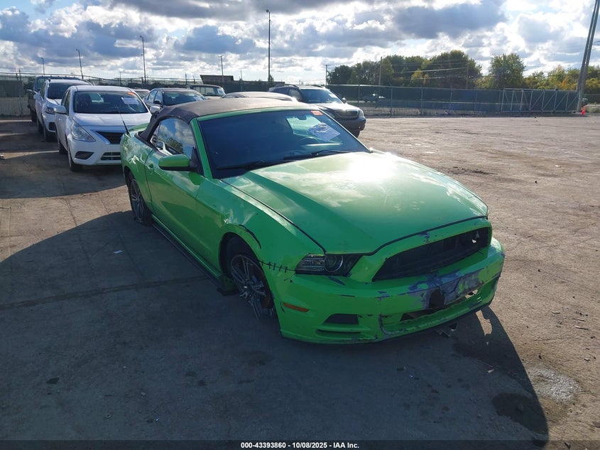 FORD MUSTANG V6 PREMIUM