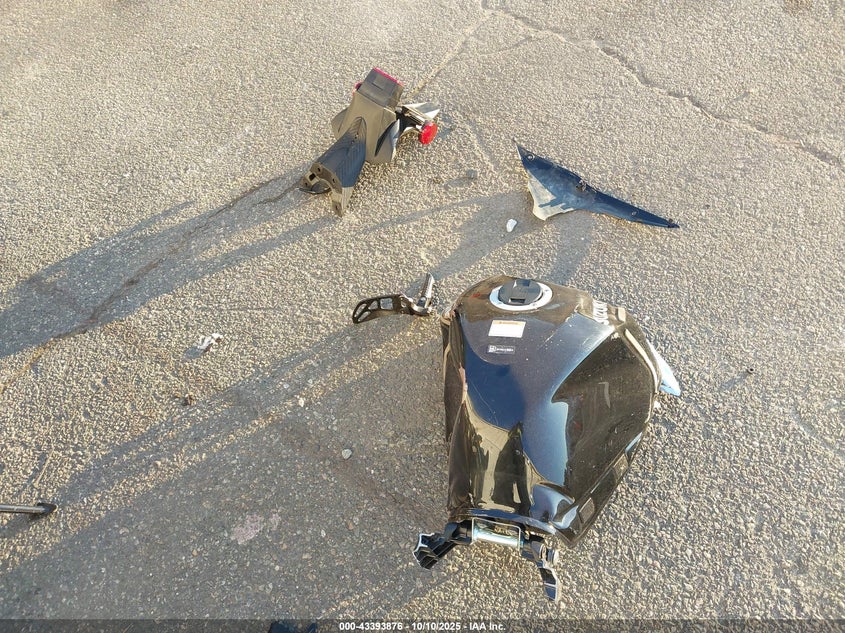 2024 Suzuki Gsx-R750 VIN: JS1GR7MA4R7101718 Lot: 43393876