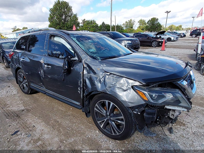 NISSAN PATHFINDER PLATINUM