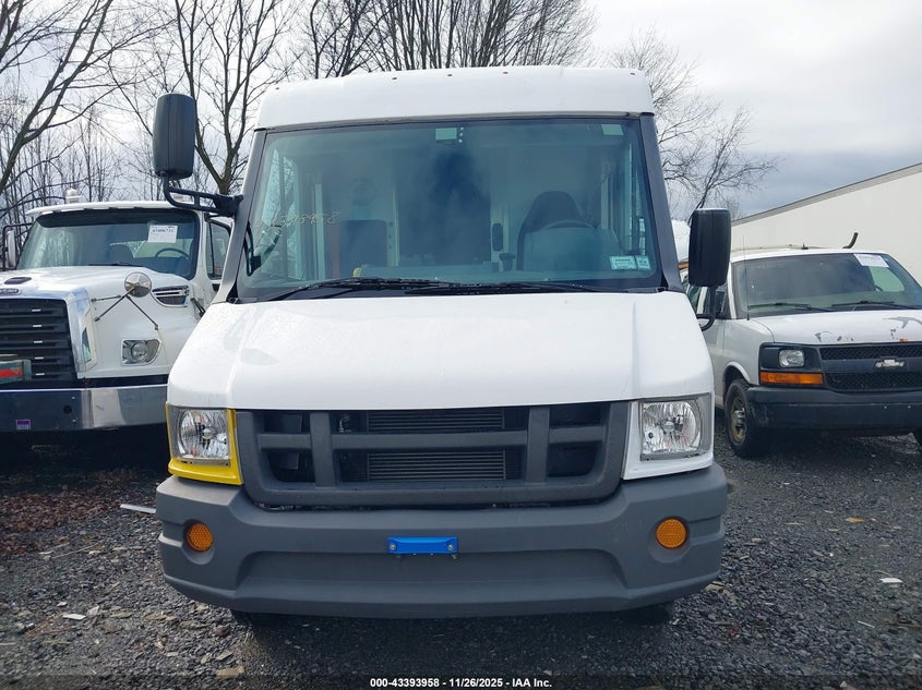 2017 Isuzu Reach VIN: JALB4T174H7W00578 Lot: 43393958