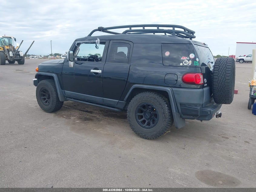 JTEBU11F470070760 2007 TOYOTA FJ CRUISER photo no. 3