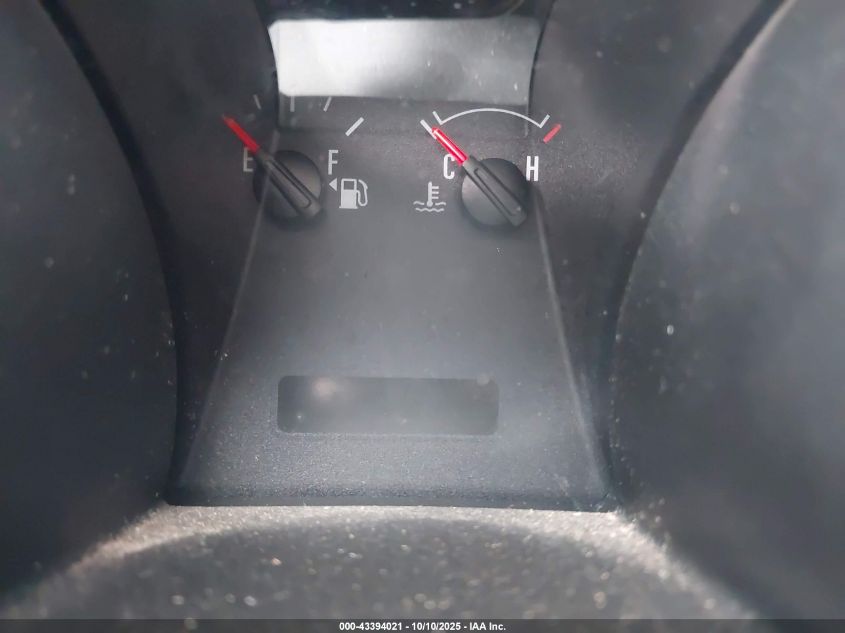 2005 Ford Mustang V6 Deluxe/V6 Premium VIN: 1ZVFT80N255206164 Lot: 43394021