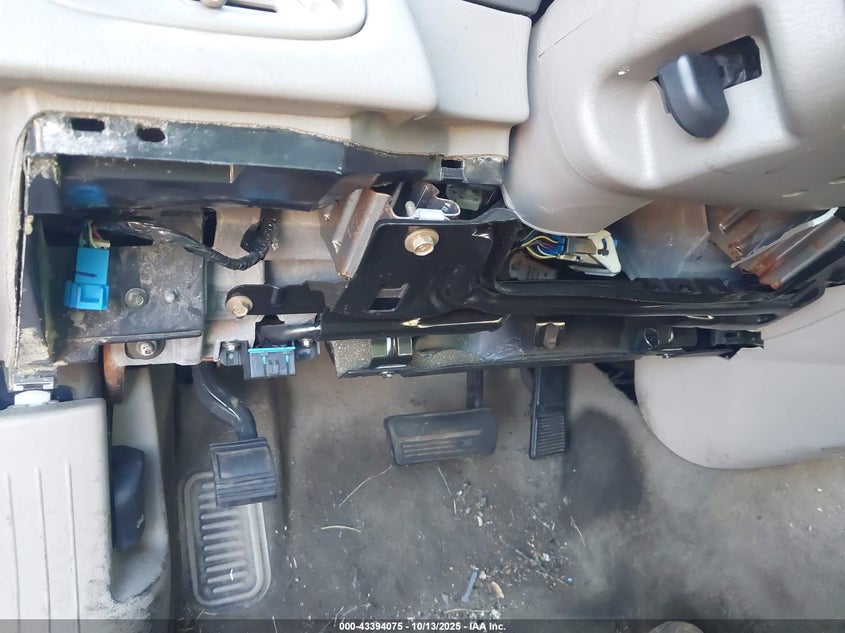 2005 Cadillac Deville Standard VIN: 1G6KD54Y65U200751 Lot: 43394075