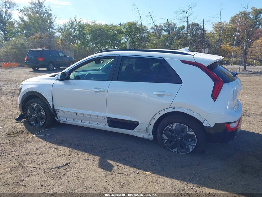 2025 Kia Niro Ev Wind VIN: KNDCR3L13S5135830 Lot: 43394130