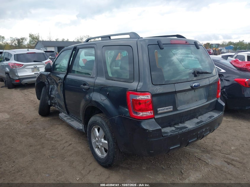 1FMCU02Z28KB10878 2008 FORD ESCAPE photo no. 3