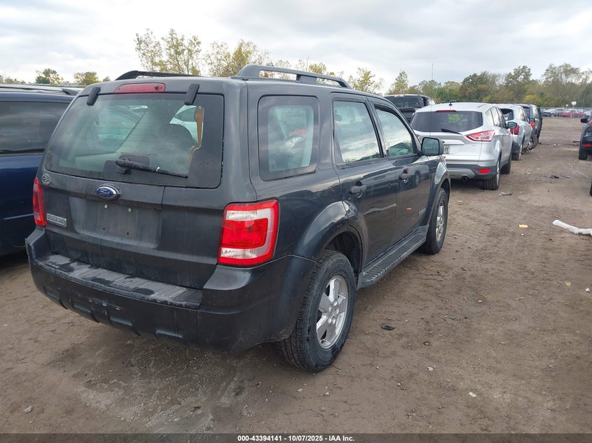 1FMCU02Z28KB10878 2008 FORD ESCAPE photo no. 4
