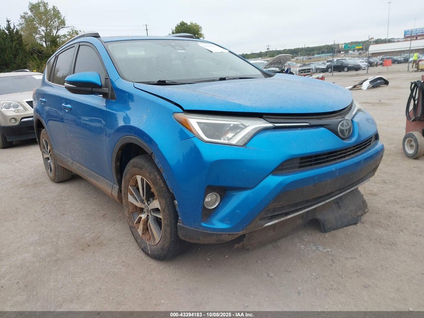 TOYOTA RAV4 XLE