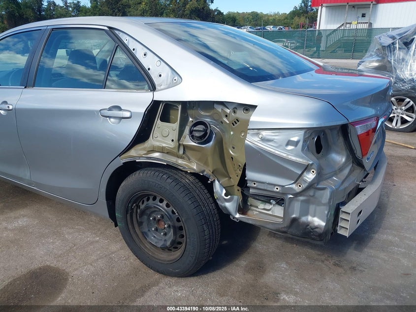 2017 Toyota Camry Le VIN: 4T1BF1FK6HU380080 Lot: 43394190