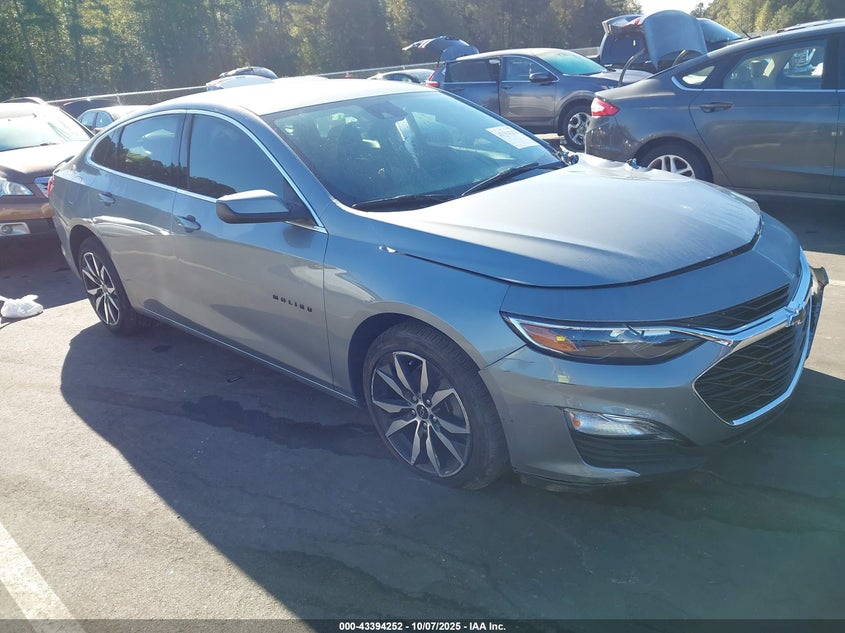 CHEVROLET MALIBU FWD RS