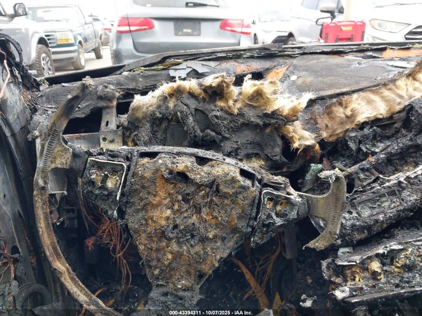 2004 Mercedes-Benz C 230 Kompressor Sport/Sport VIN: WDBRF40J04F487949 Lot: 43394311