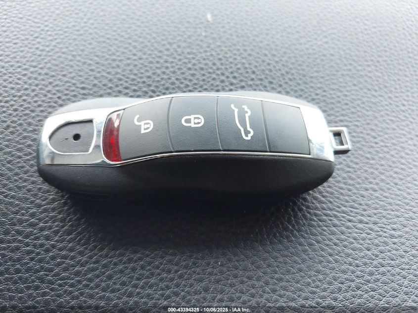 2016 Porsche Macan S VIN: WP1AB2A57GLB58993 Lot: 43394325