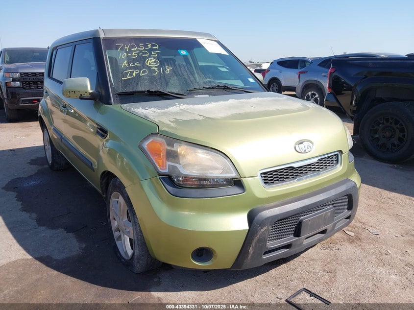KIA SOUL +