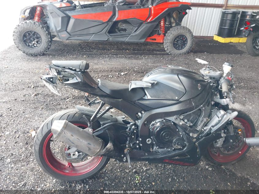2017 Suzuki Gsx-R600 VIN: JS1GN7FAXH2101114 Lot: 43394335