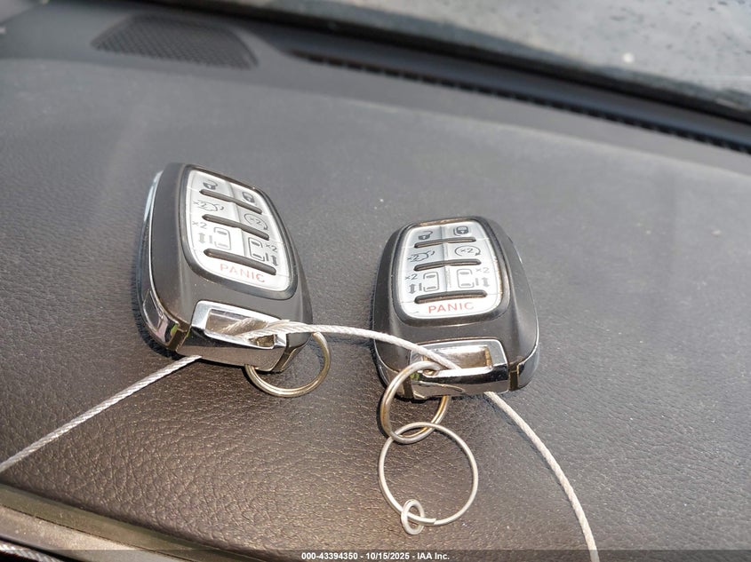 2021 Chrysler Pacifica Hybrid Limited VIN: 2C4RC1S74MR553678 Lot: 43394350