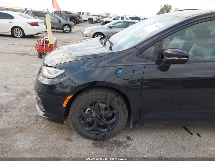 2021 Chrysler Pacifica Hybrid Limited VIN: 2C4RC1S74MR553678 Lot: 43394350