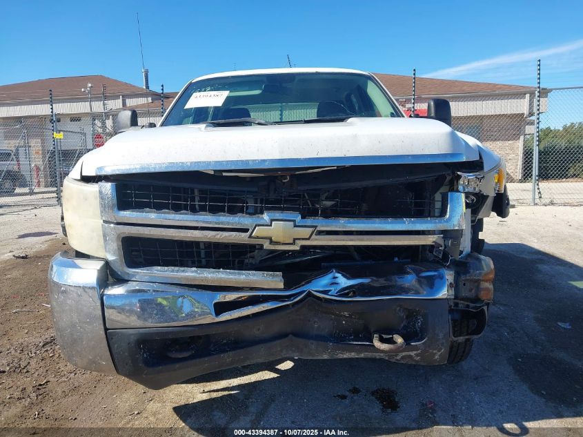 2009 Chevrolet Silverado 2500Hd Work Truck VIN: 1GCHK43K89F173390 Lot: 43394387