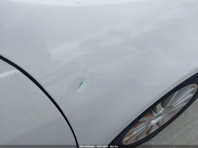 2009 Mercury Milan V6 Premier VIN: 3MEHM081X9R636280 Lot: 43394409