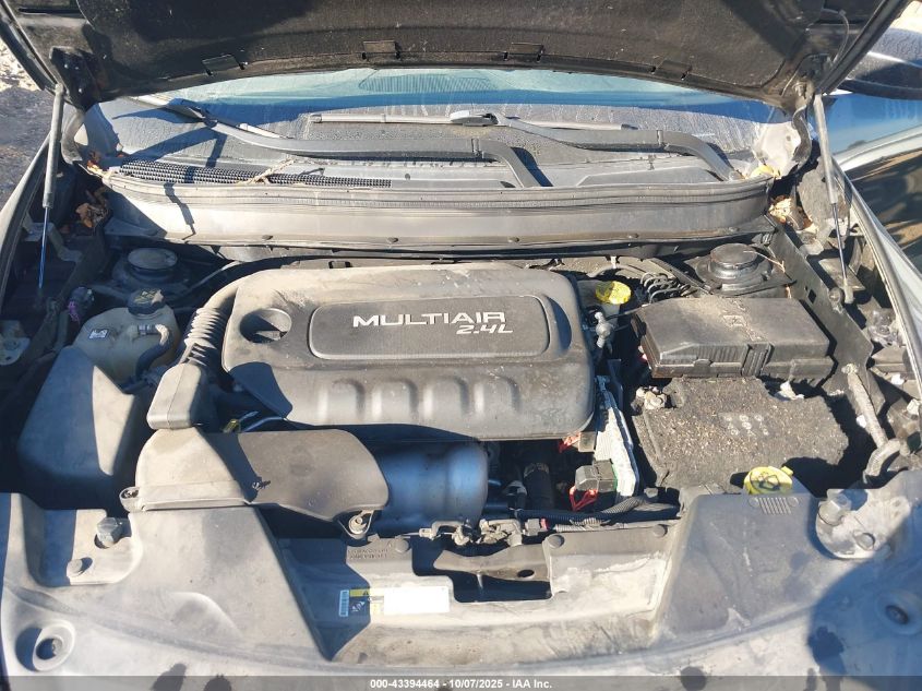 2017 Jeep Cherokee Latitude 4X4 VIN: 1C4PJMCB4HW635733 Lot: 43394464