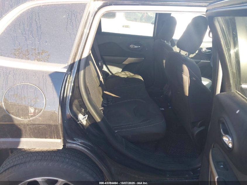 2017 Jeep Cherokee Latitude 4X4 VIN: 1C4PJMCB4HW635733 Lot: 43394464