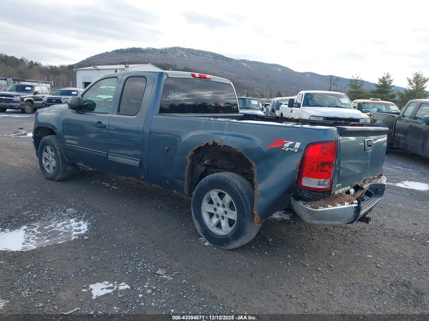 1GTR2VE30BZ101152 2011 GMC SIERRA photo no. 3