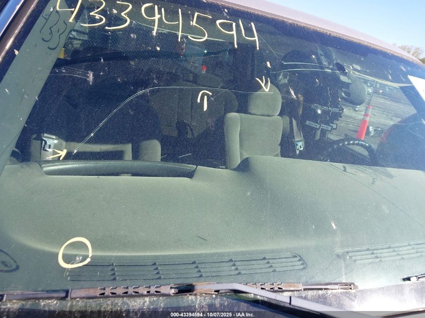 2005 Chevrolet Silverado 1500 Z71 VIN: 2GCEK13T051373854 Lot: 43394594