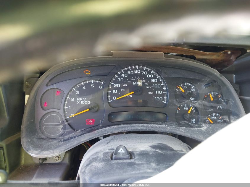 2005 Chevrolet Silverado 1500 Z71 VIN: 2GCEK13T051373854 Lot: 43394594