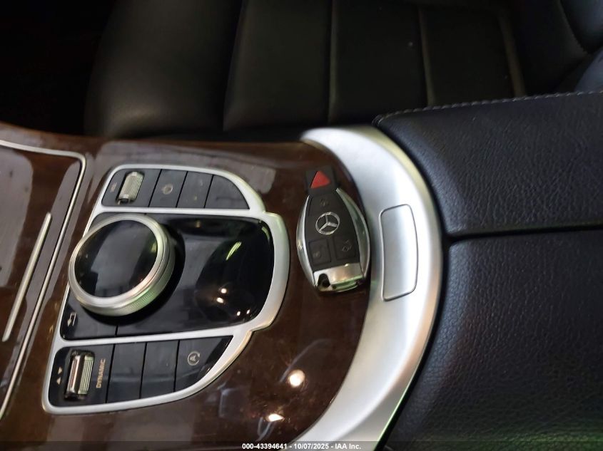 2017 Mercedes-Benz C 300 4Matic/Luxury 4Matic VIN: 55SWF4KB9HU184400 Lot: 43394641