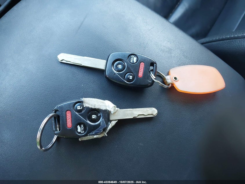 2015 HONDA PILOT TOURING 5FNYF4H92FB039100